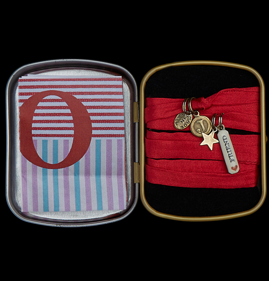 BOX | Fantasia  | Box seta e ciondoli